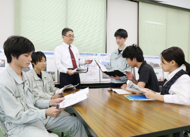 研修やOJTの風景01