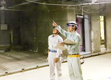 研修やOJTの風景02